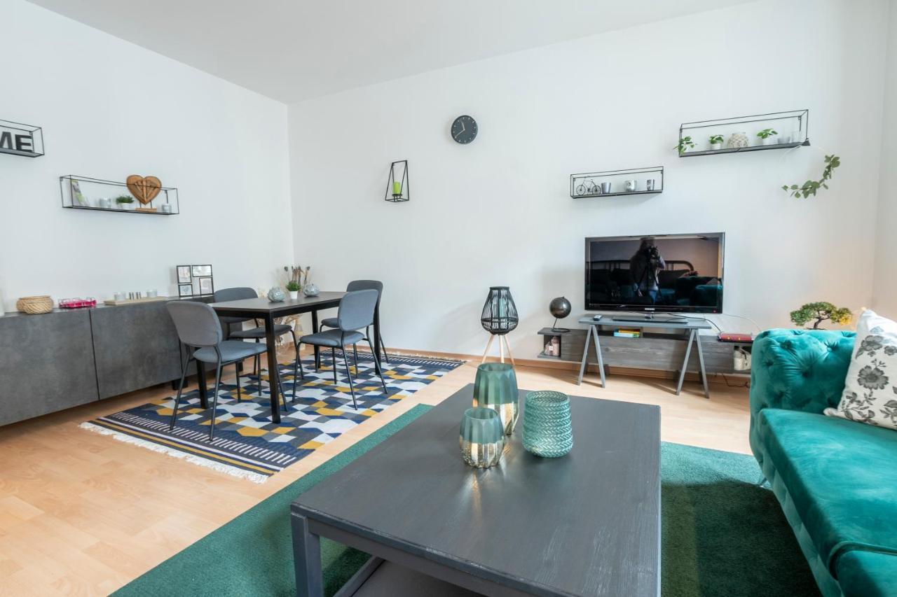 Zwickau Mittendrin, Tolles Balkon-Apartment Luaran gambar