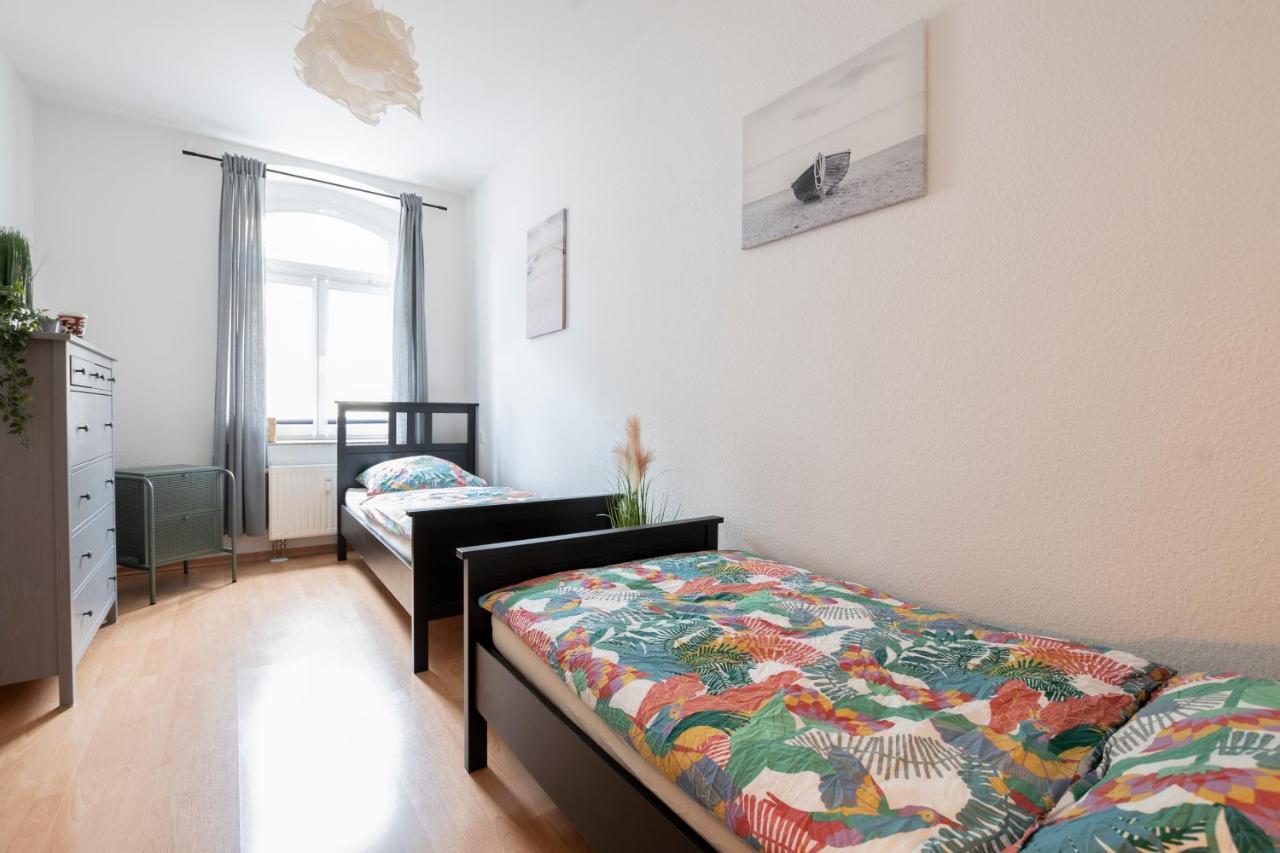 Zwickau Mittendrin, Tolles Balkon-Apartment Luaran gambar