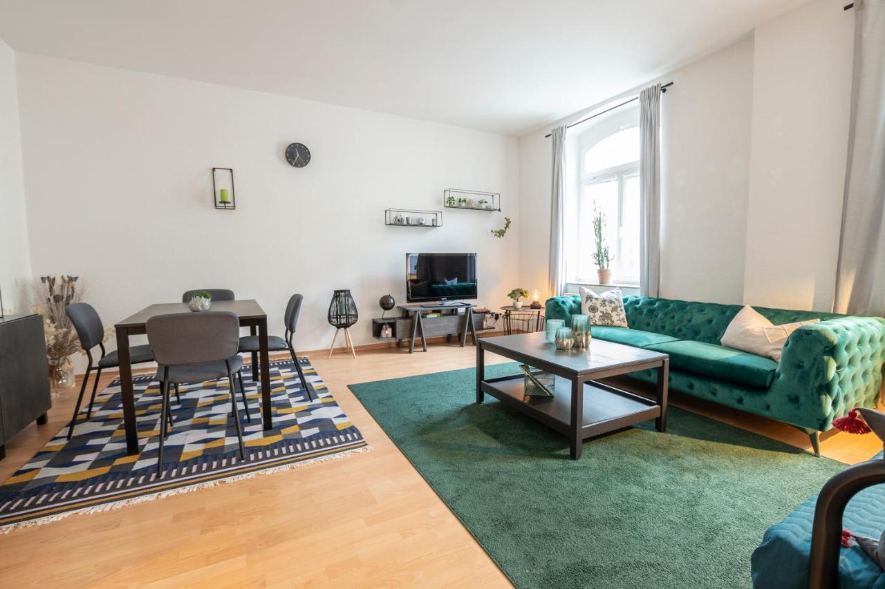 Zwickau Mittendrin, Tolles Balkon-Apartment Luaran gambar